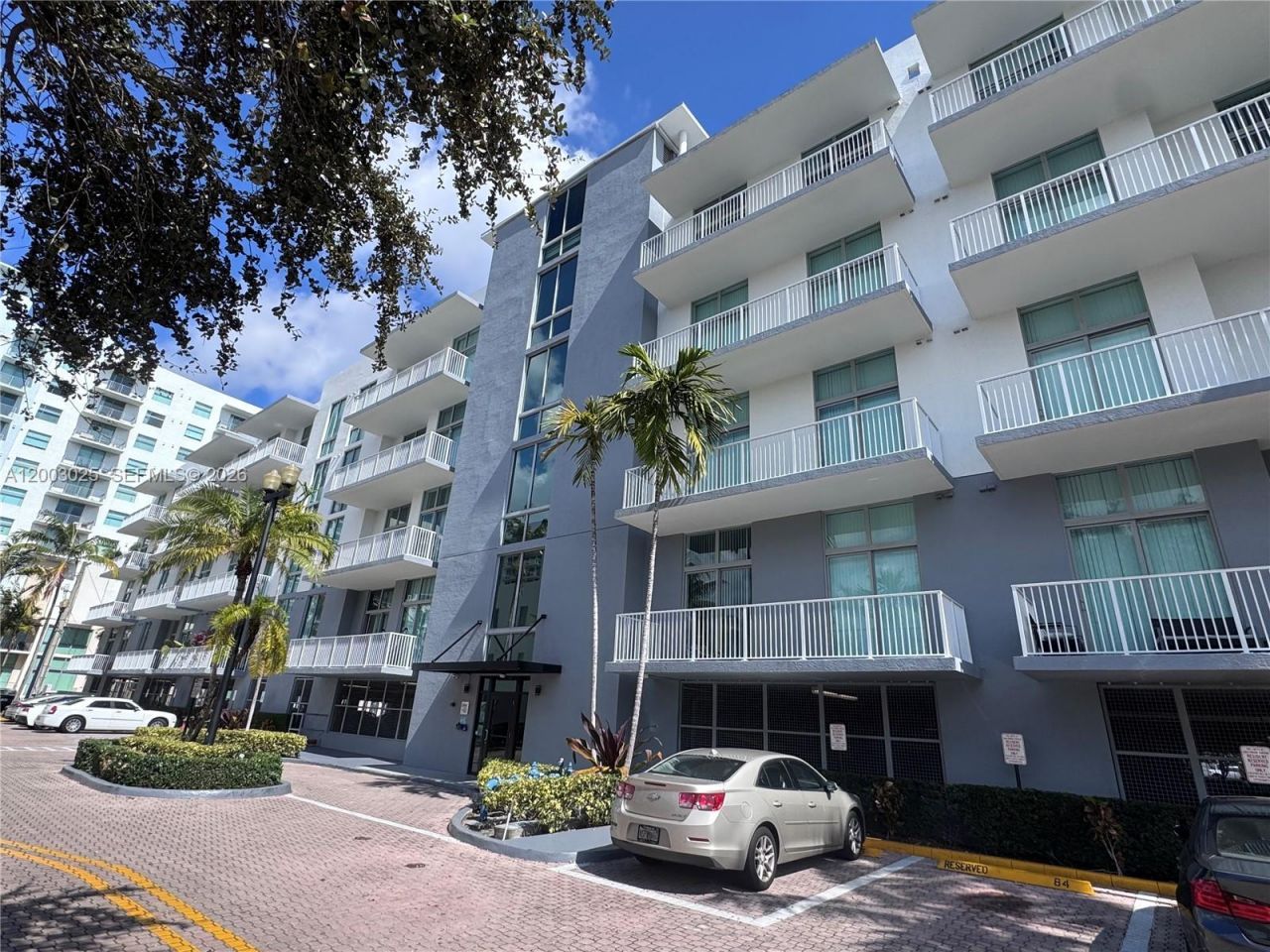 2100 Van Buren St , Unit 412, Hollywood, FL 33020 Photo