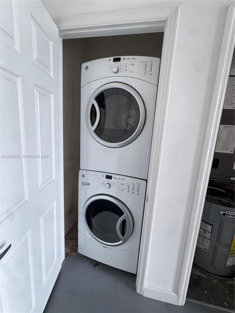 2100 Van Buren St , Unit 412, Hollywood, FL 33020 Photo