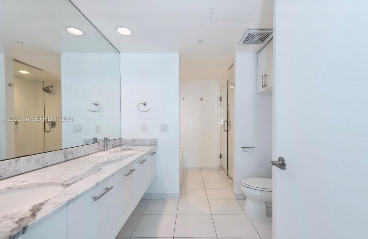 55 SE 6th St, Unit 3403, Miami, FL 33131 Photo