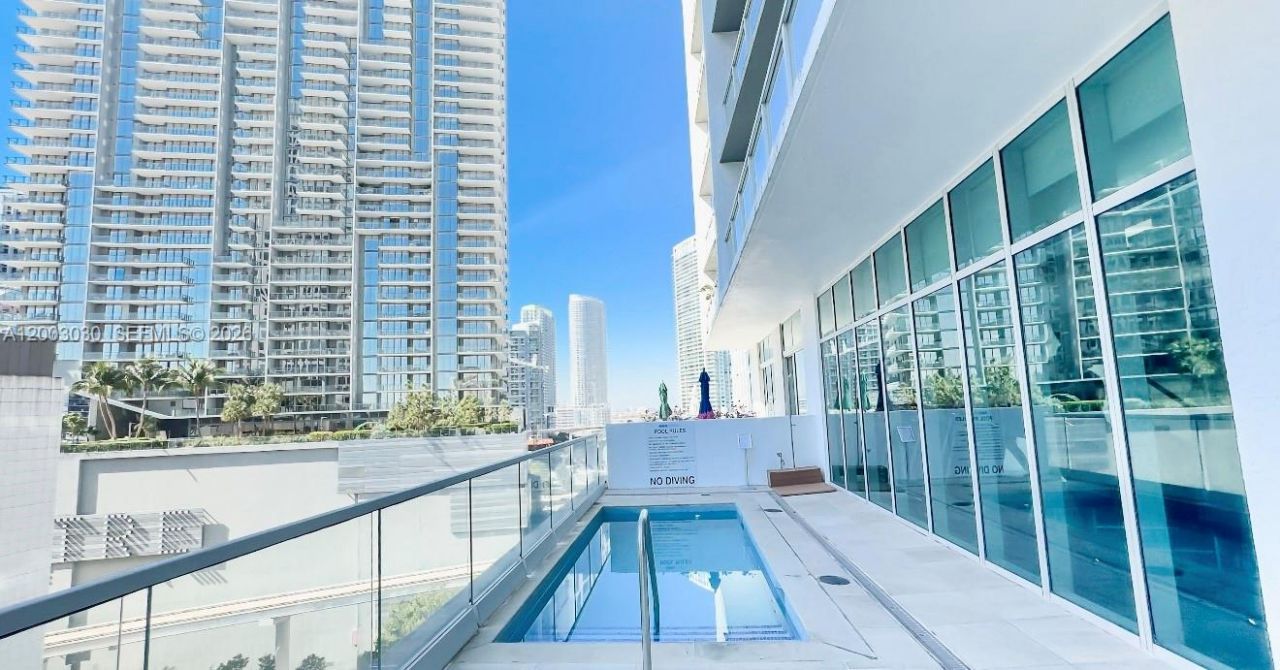 55 SE 6th St, Unit 3403, Miami, FL 33131 Photo