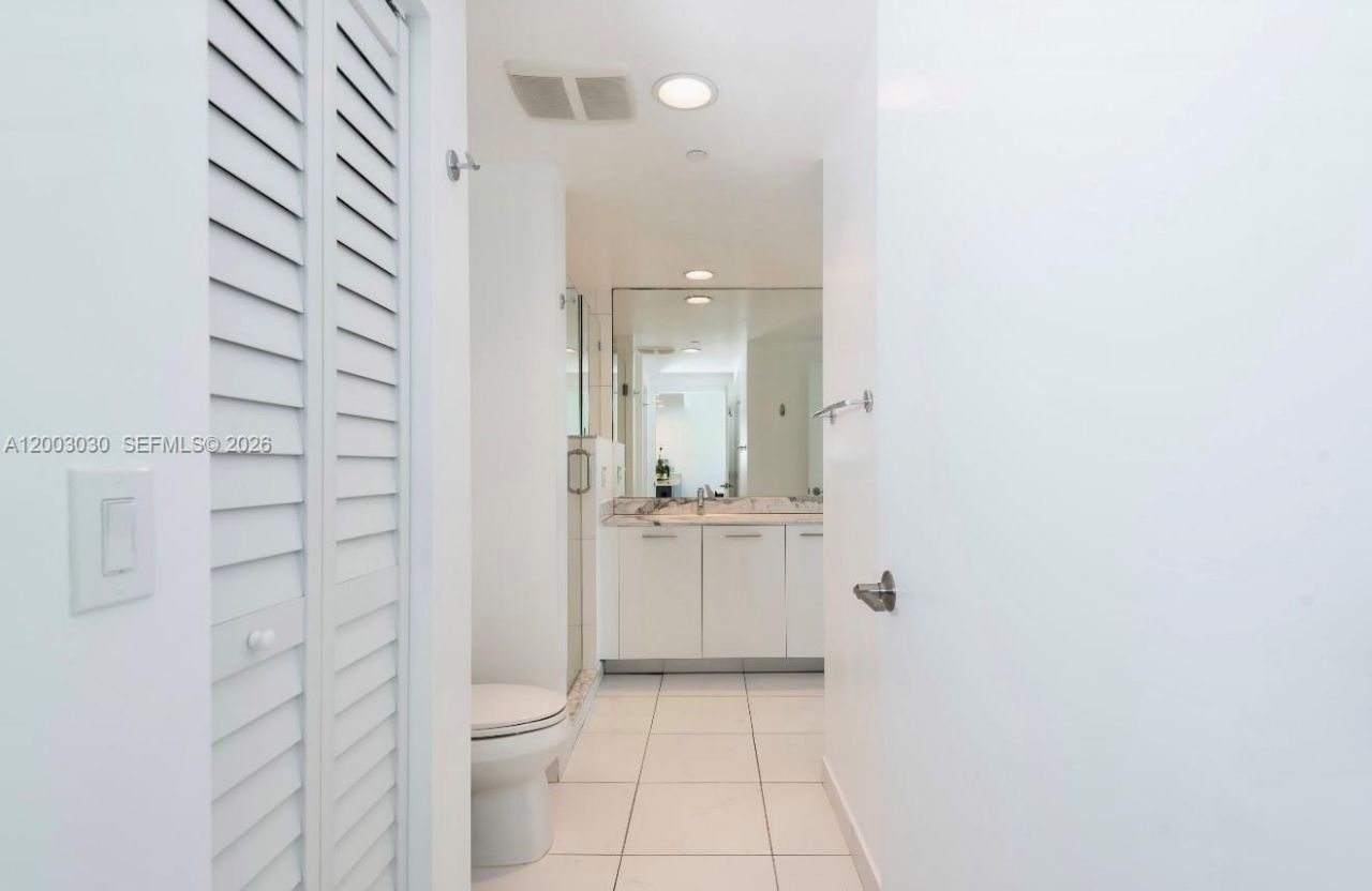 55 SE 6th St, Unit 3403, Miami, FL 33131 Photo