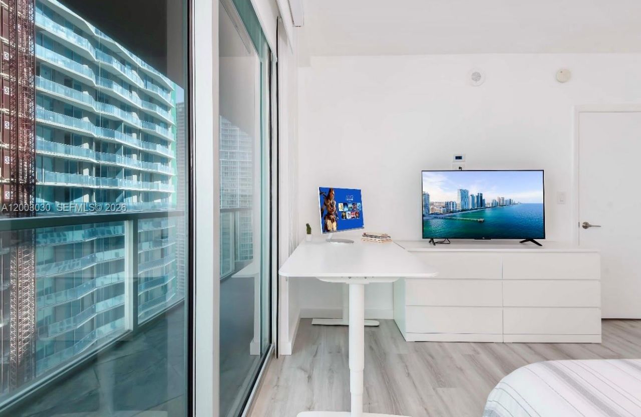 55 SE 6th St, Unit 3403, Miami, FL 33131 Photo