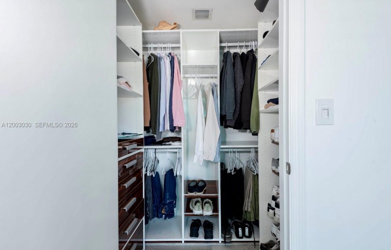 55 SE 6th St, Unit 3403, Miami, FL 33131 Photo