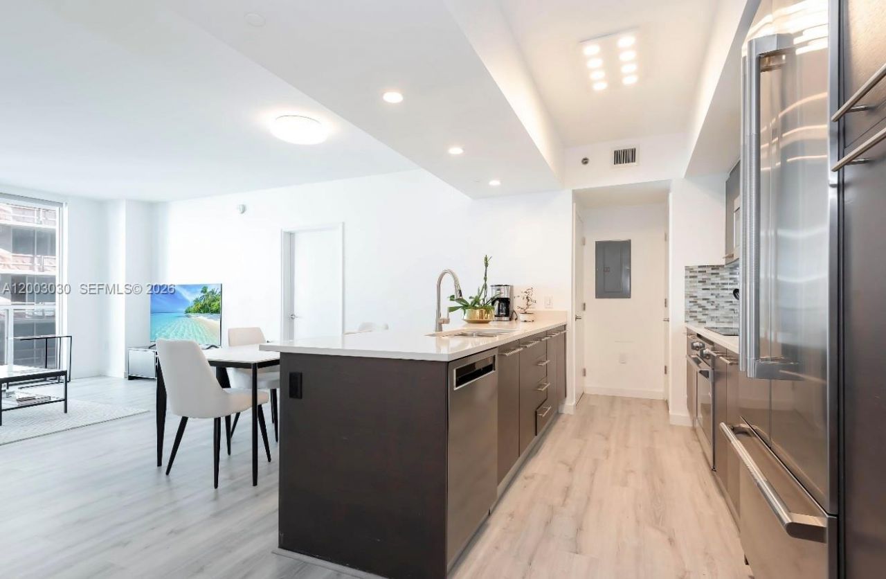55 SE 6th St, Unit 3403, Miami, FL 33131 Photo