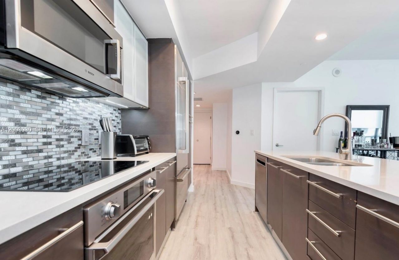 55 SE 6th St, Unit 3403, Miami, FL 33131 Photo