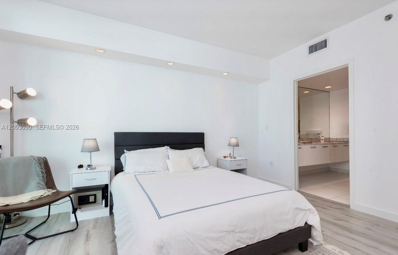 55 SE 6th St, Unit 3403, Miami, FL 33131 Photo