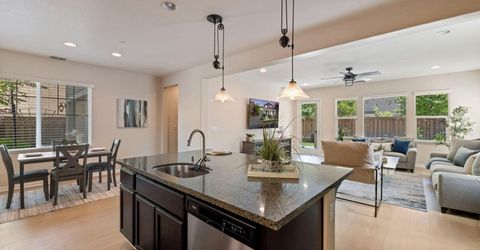 712 N Pergola Ct, Mountain House, CA 95391 Photo