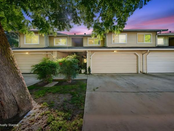 216 Tiffany Cir, Ripon, CA 95366