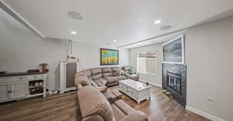 216 Tiffany Cir, Ripon, CA 95366 Photo