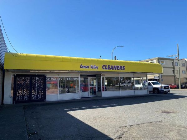 815 Cliffe Ave , Courtenay, BC V9N 2J8