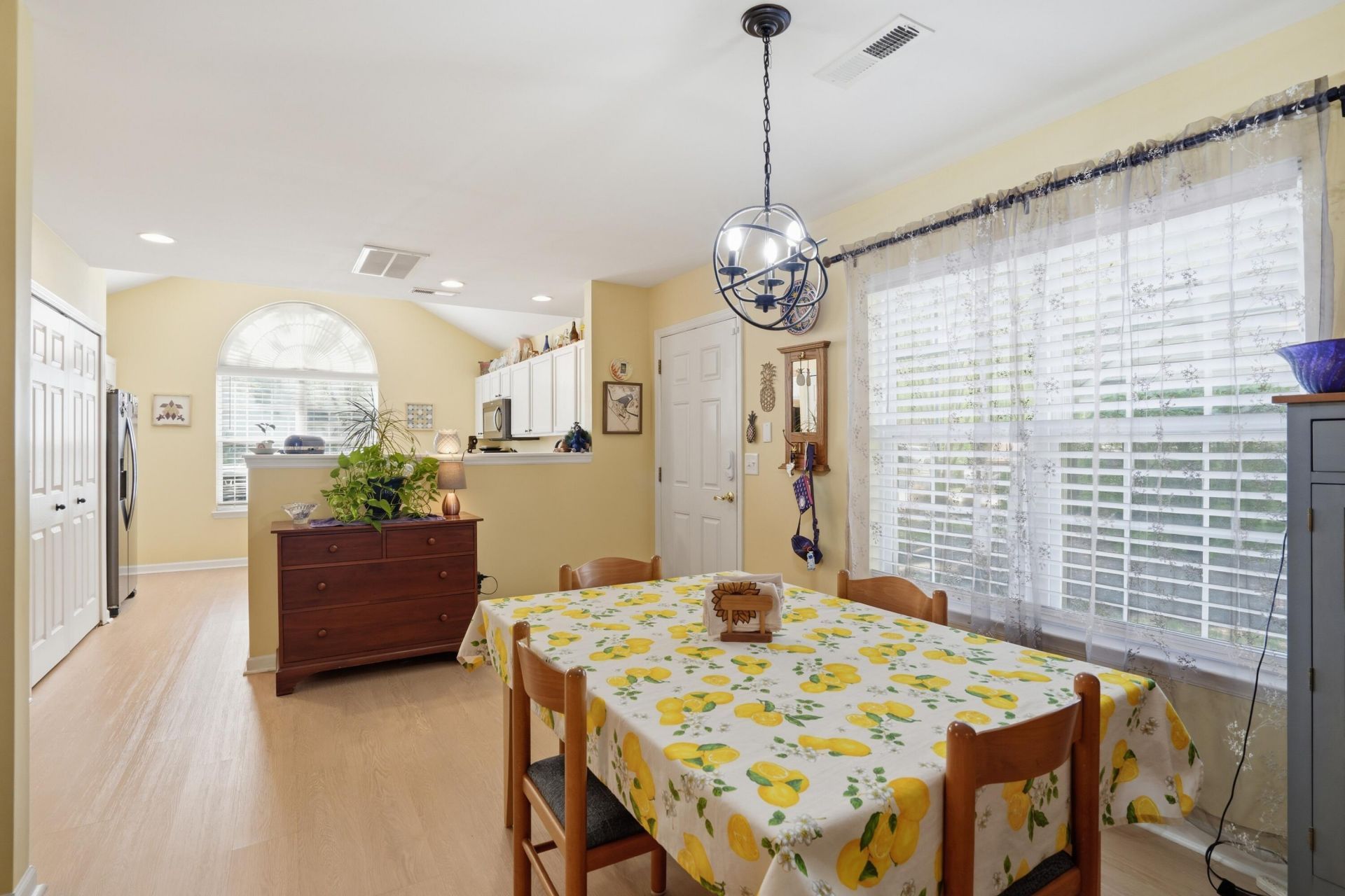 8663 Grassy Oak Trail Photo 14