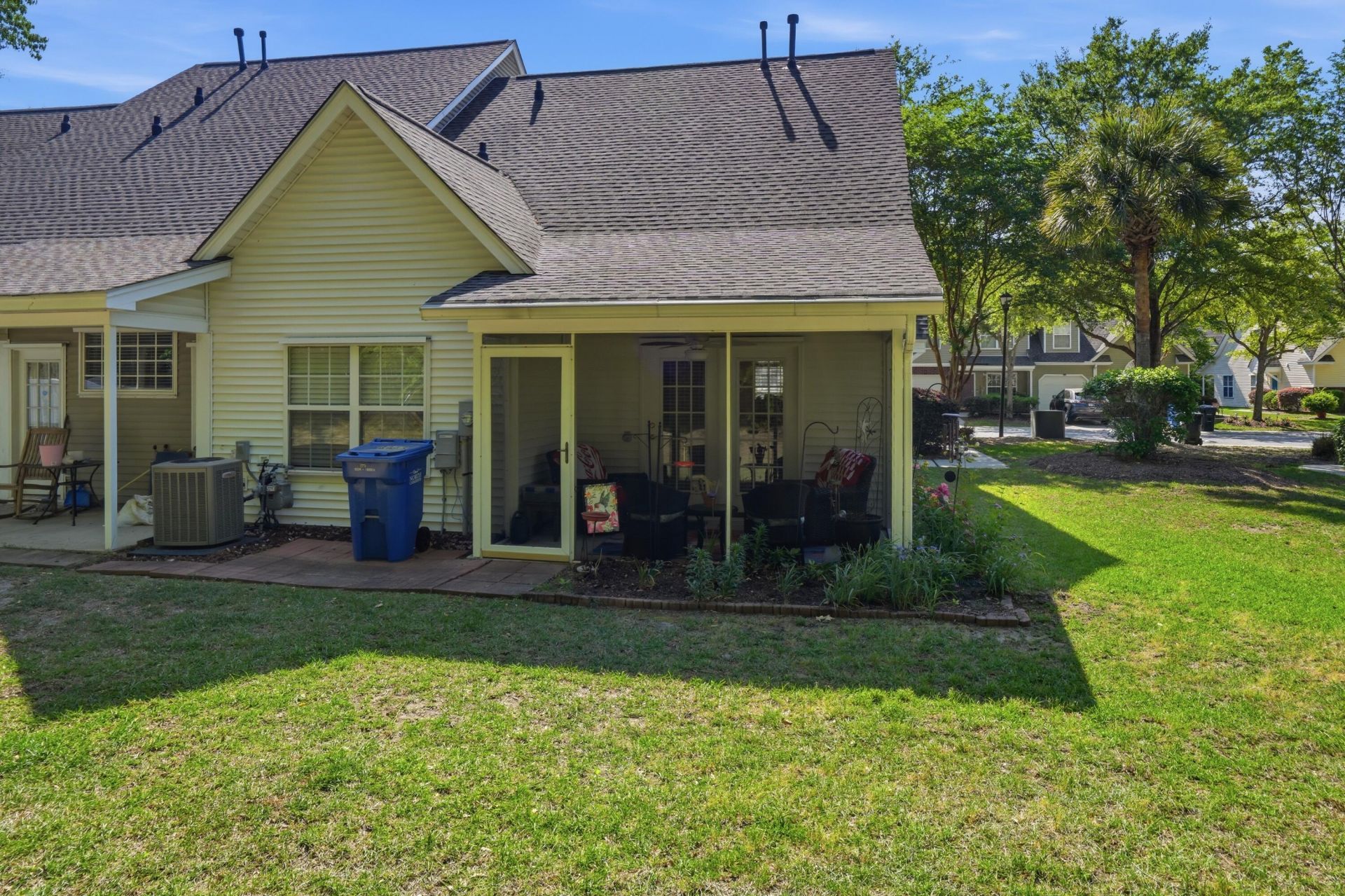 8663 Grassy Oak Trail Photo 7