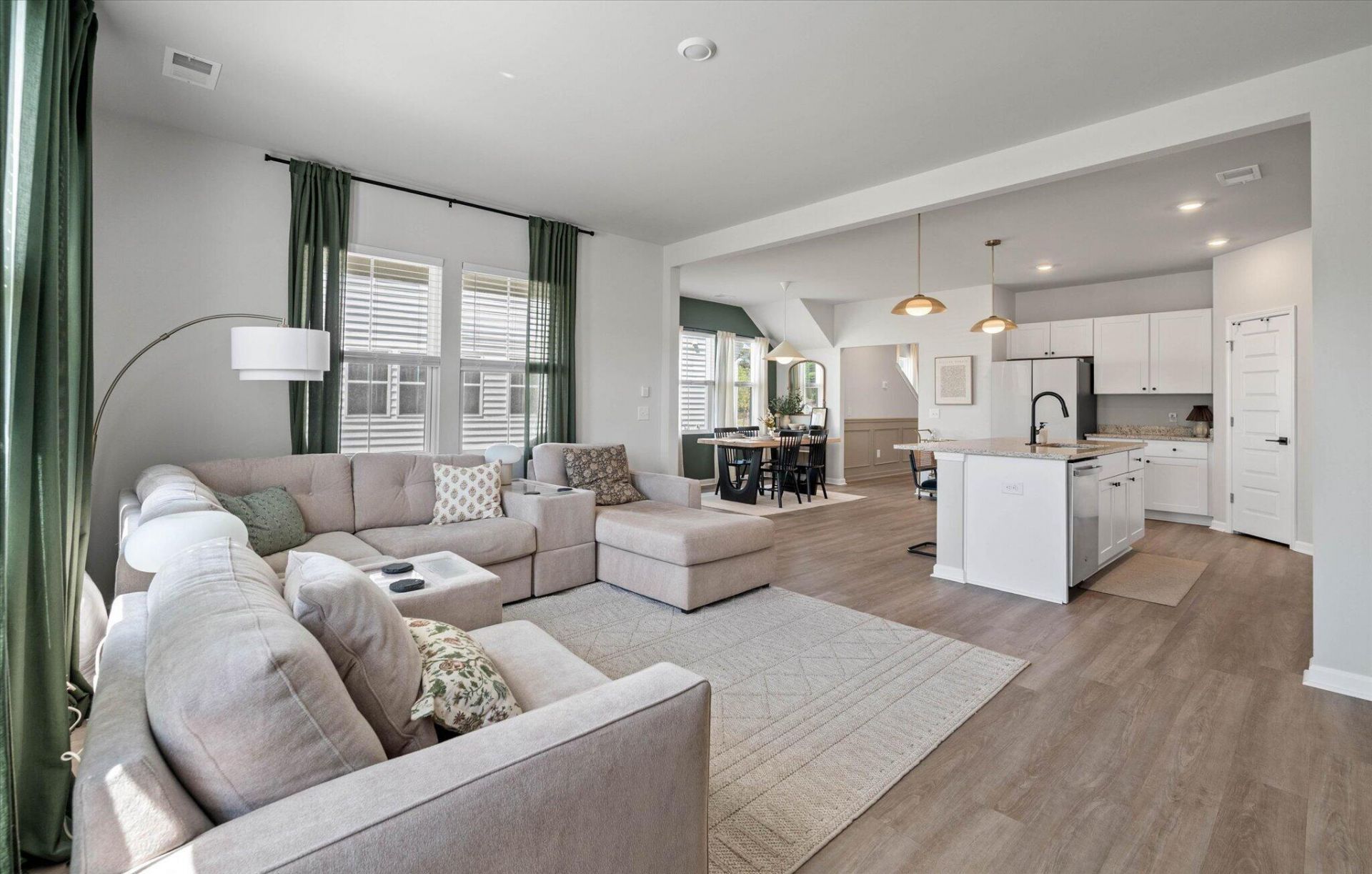 135 Pine Gate Drive Photo 6