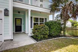 1089 Fort Johnson Road photo 4