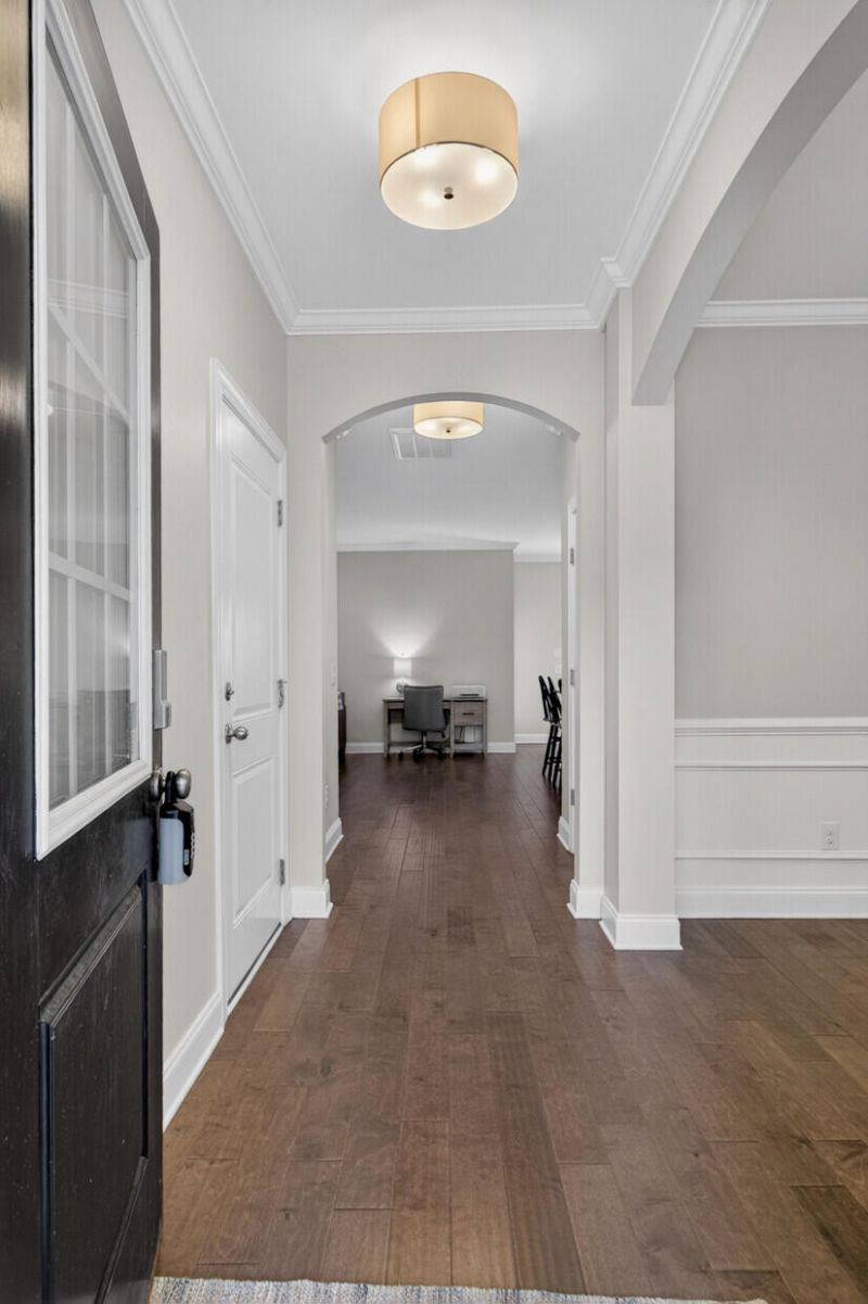 1089 Fort Johnson Road Photo 6