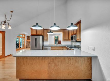 1724 Mohican Drive, South Lake Tahoe, CA 96150 Photo