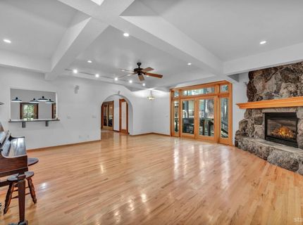 1724 Mohican Drive, South Lake Tahoe, CA 96150 Photo