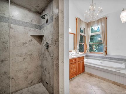 1724 Mohican Drive, South Lake Tahoe, CA 96150 Photo