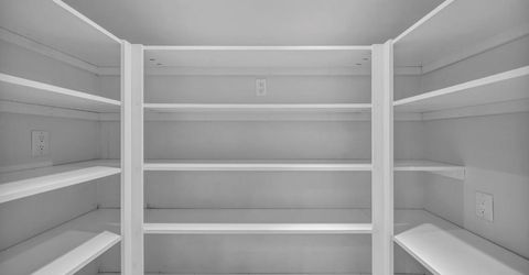 1724 Mohican Drive, South Lake Tahoe, CA 96150 Photo