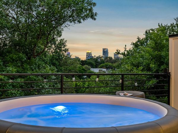 1407 Parkinson DR, Unit 1, Austin, TX 78704