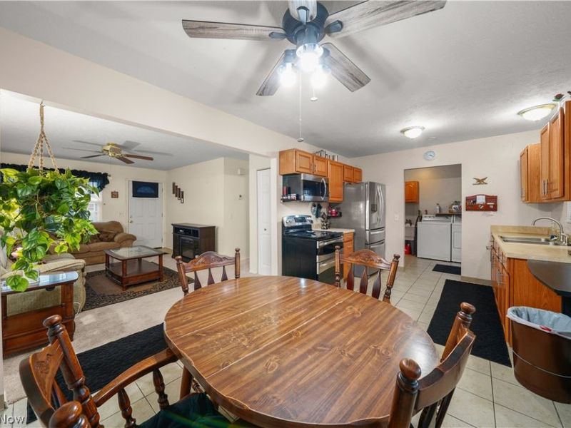 9841 Green Drive, Windham, OH 44288 Photo 12