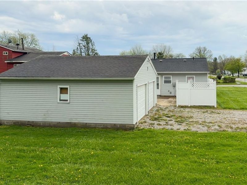 9841 Green Drive, Windham, OH 44288 Photo 8