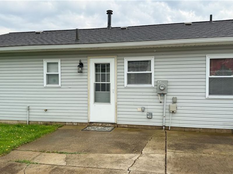 9841 Green Drive, Windham, OH 44288 Photo 9