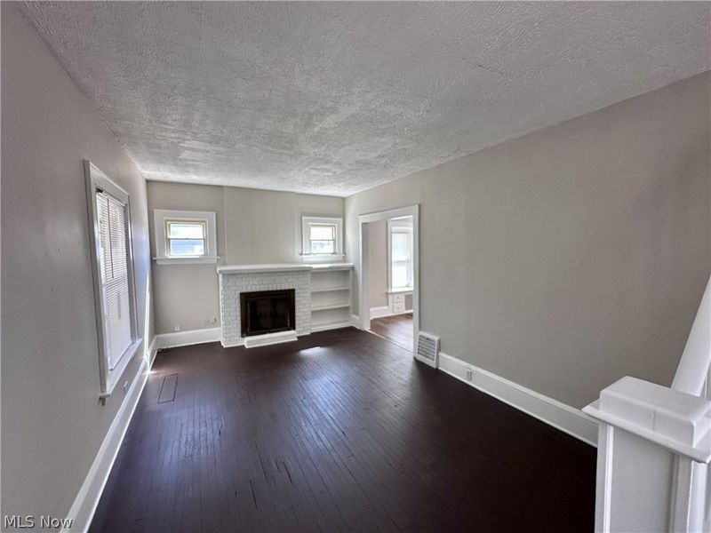 484 Homer Avenue, Akron, OH 44320 Photo 2