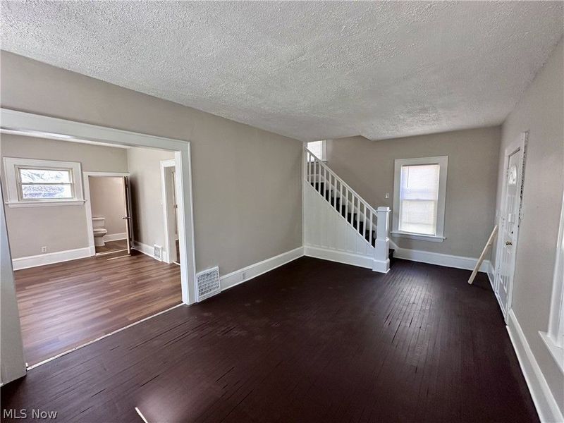 484 Homer Avenue, Akron, OH 44320 Photo 3