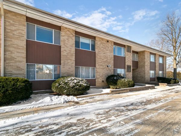 318 Walker Avenue , Unit 7, Highland Park, IL 60035