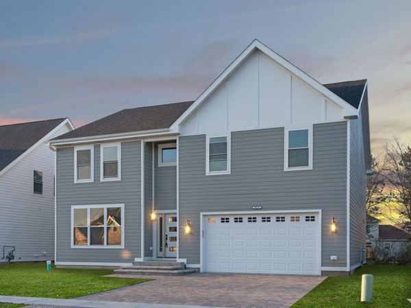 4028 Faith Lane , St. Charles, IL 60174