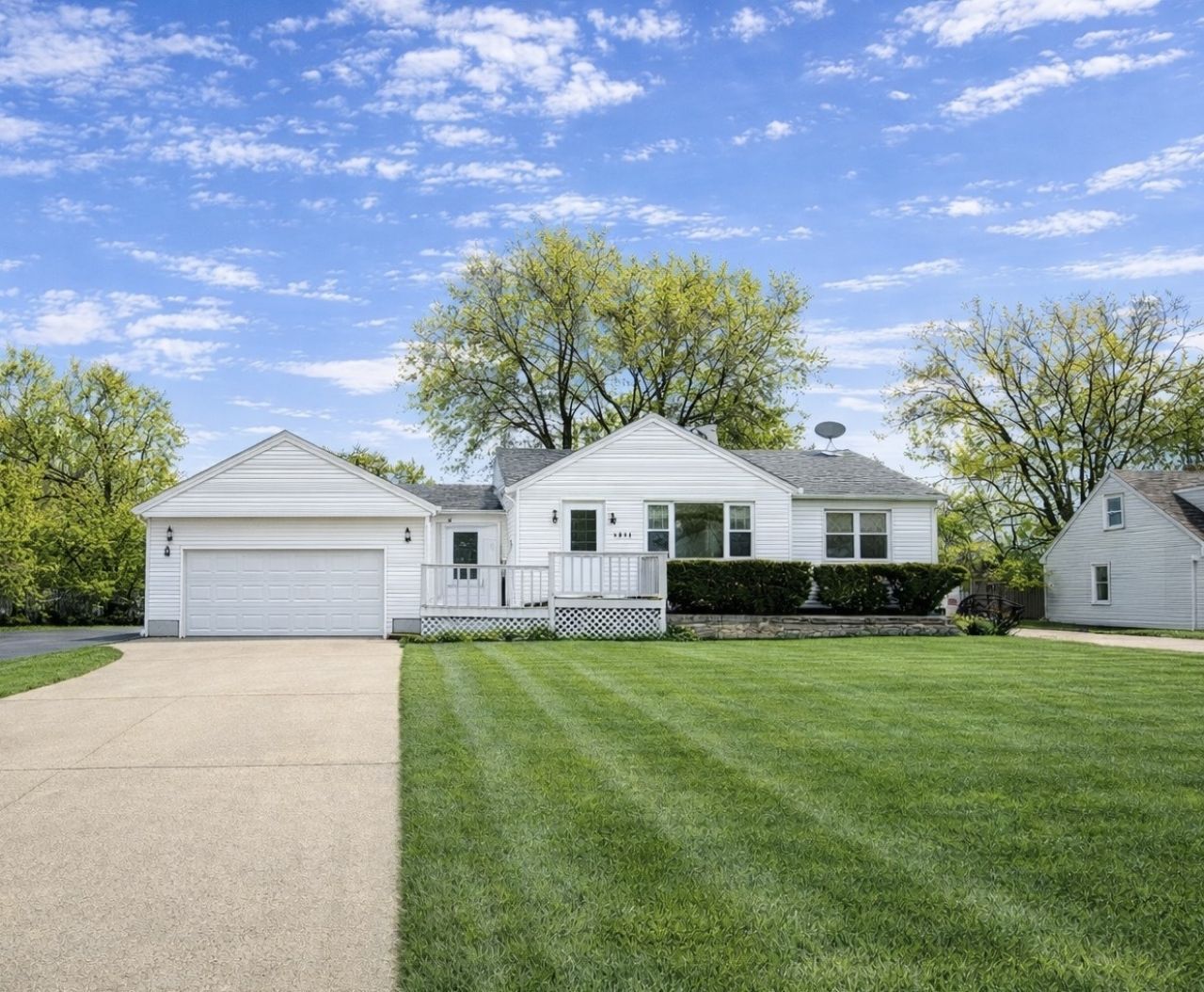 3935 Arthur Terrace Court, Markham, IL 60428