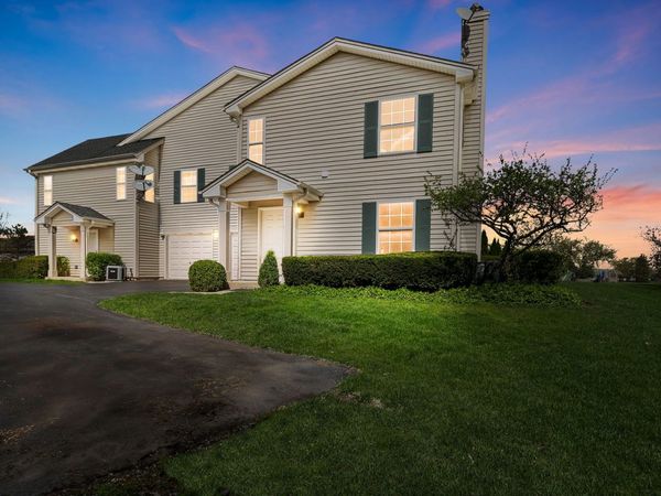 1367 Orleans Drive, Mundelein, IL 60060