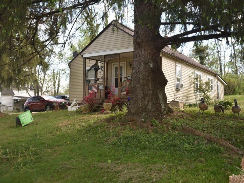 57 Belfast Pike, Hillsboro, OH 45133 Photo 2