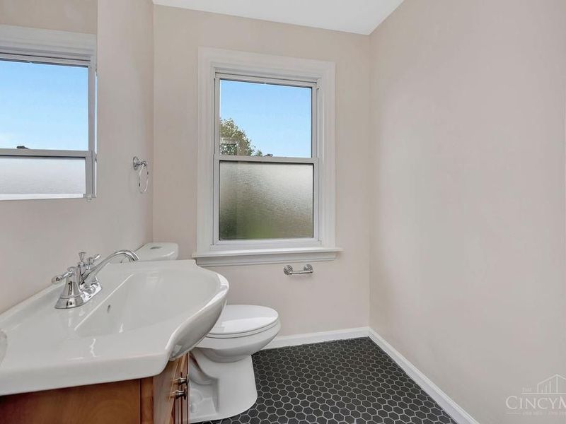 409 Home Avenue, Lockland, OH 45215 Photo 17