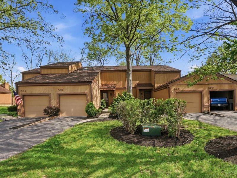 566 Maple Lane, Mason, OH 45040 Photo 1