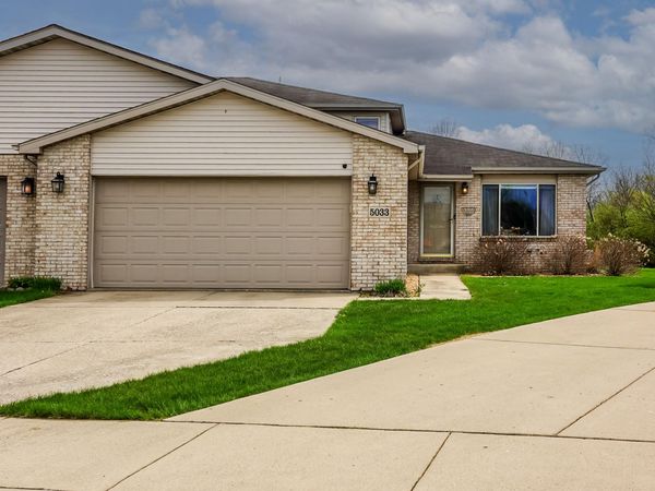 5033 W 92nd Avenue , Crown Point, IN 46307