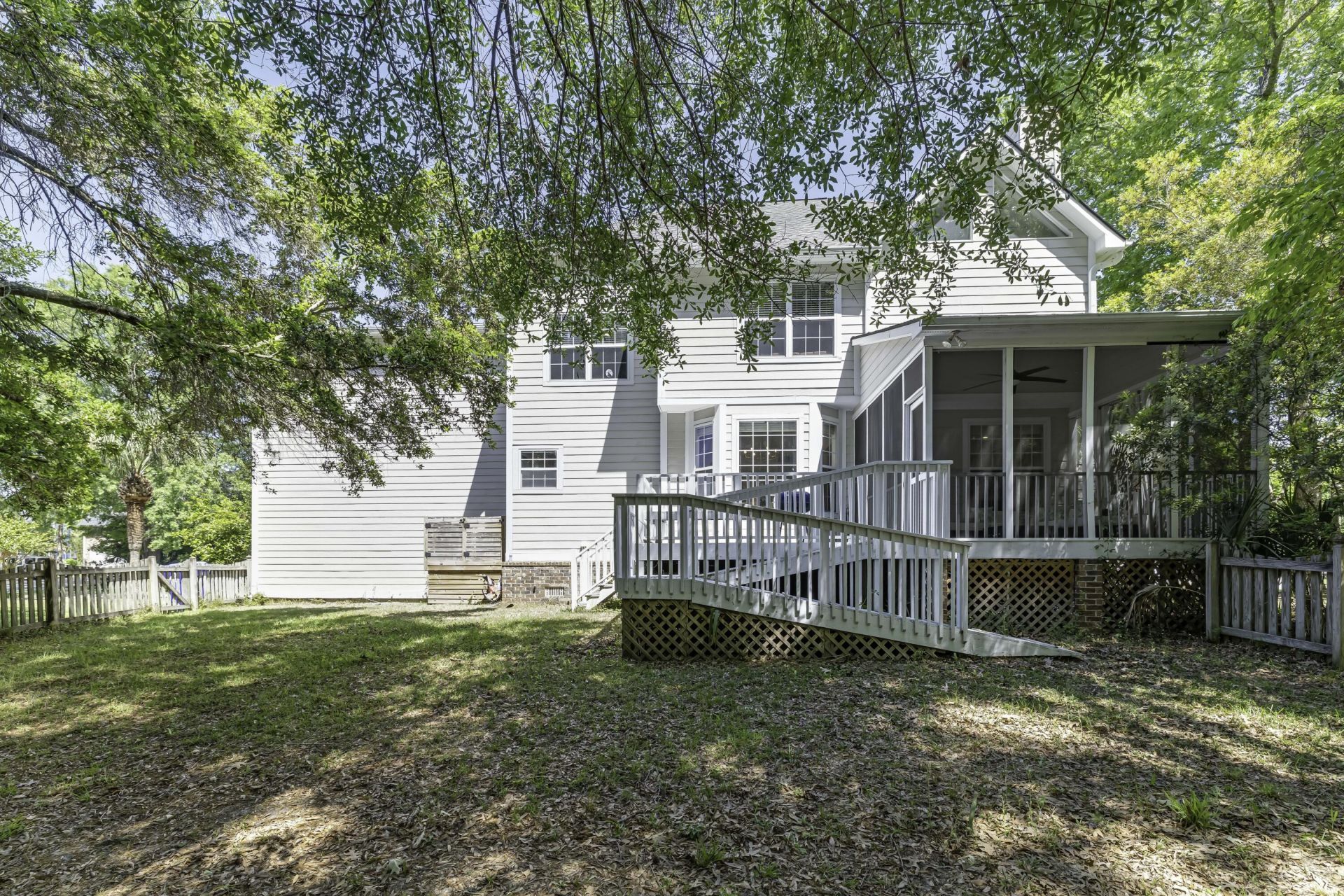 200 Oak Point Landing Drive Photo 18