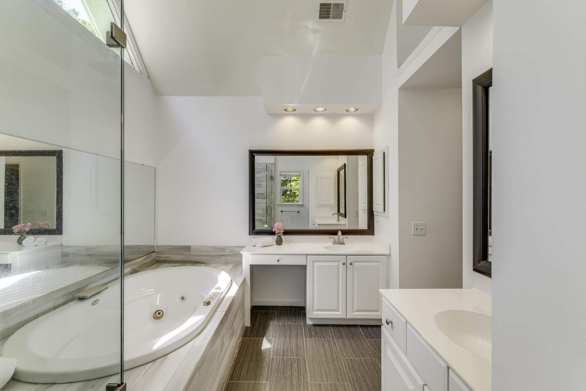 200 Oak Point Landing Drive Photo 30