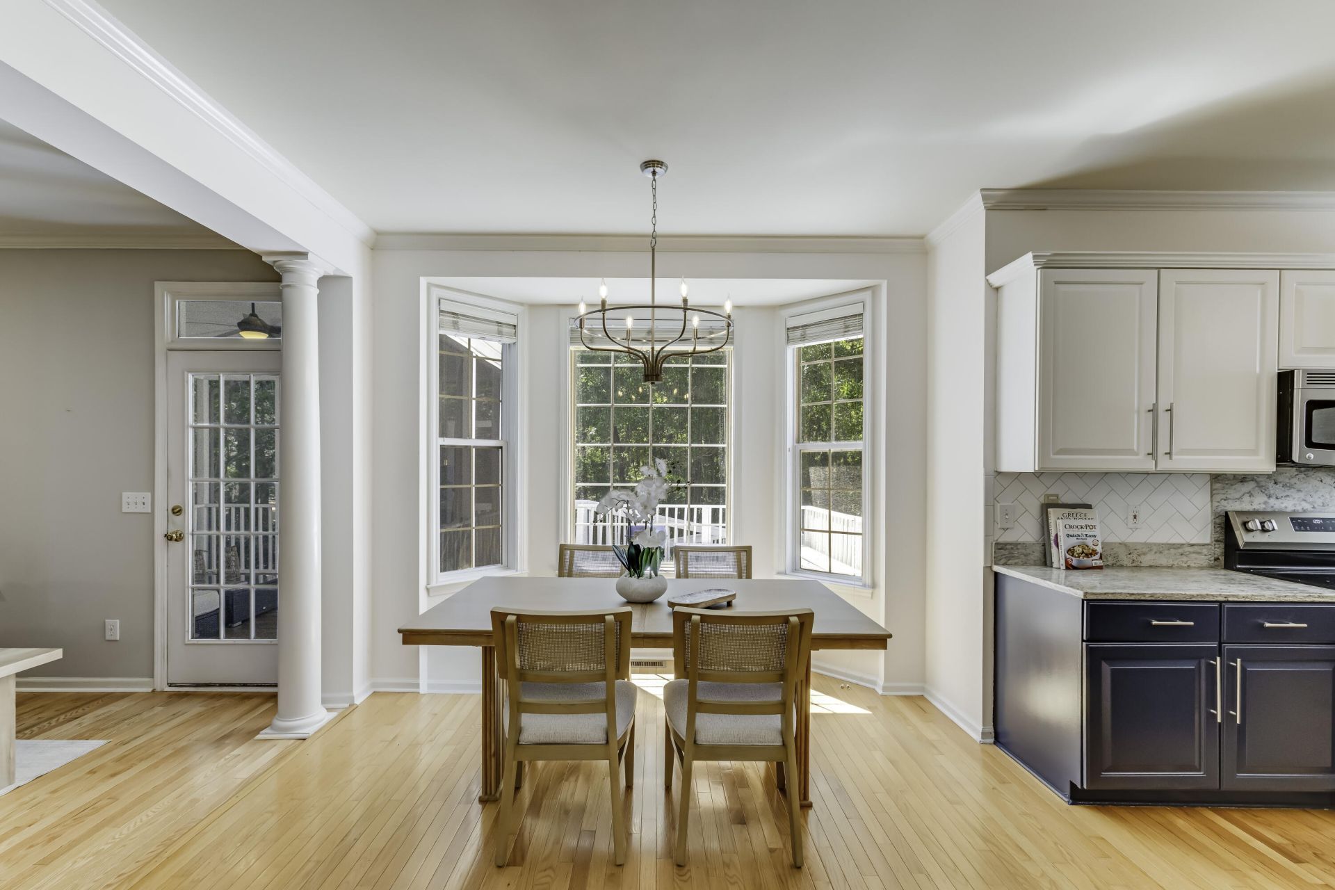 200 Oak Point Landing Drive Photo 9