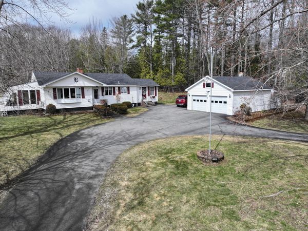 1522 Pushaw Road , Glenburn, ME 04401