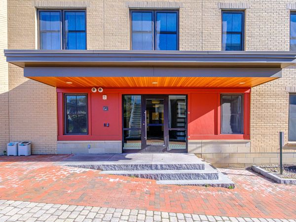 25 High Street , Unit 214, Portland, ME 04101