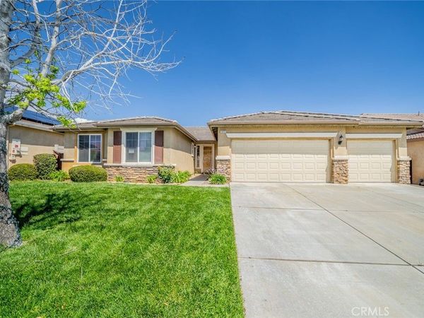1072 Willow Moon, Beaumont, CA 92223