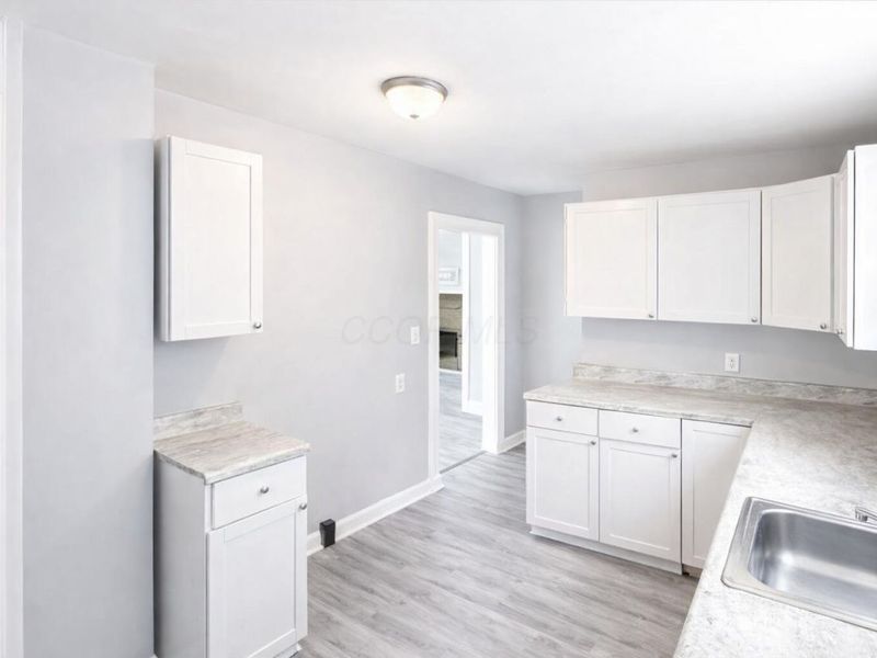 179 S Eureka Avenue , Columbus, OH 43204 Photo 6