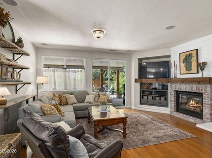 10541 Twin Bridges Way, Reno, NV 89521 Photo