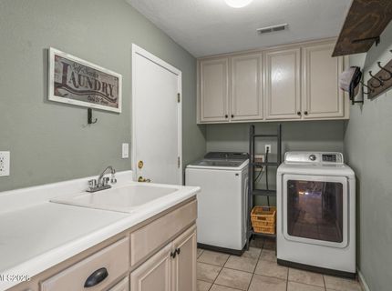 10541 Twin Bridges Way, Reno, NV 89521 Photo