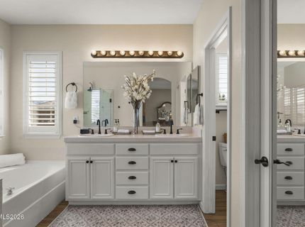 10541 Twin Bridges Way, Reno, NV 89521 Photo