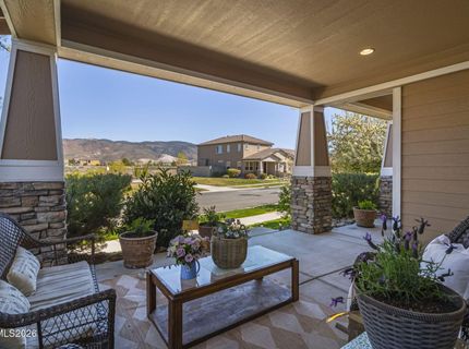 10541 Twin Bridges Way, Reno, NV 89521 Photo