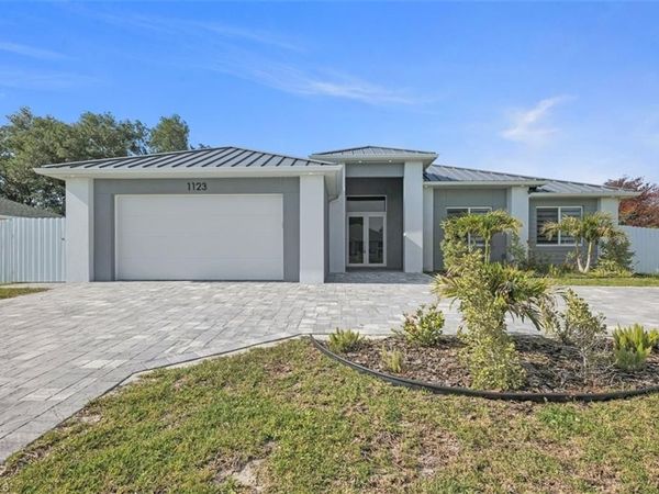1123 NE 10th ST , CAPE CORAL, FL 33909