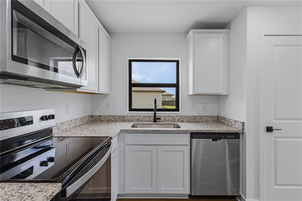 811 Rue Labeau Cir , Fort Myers, FL 33913 Photo